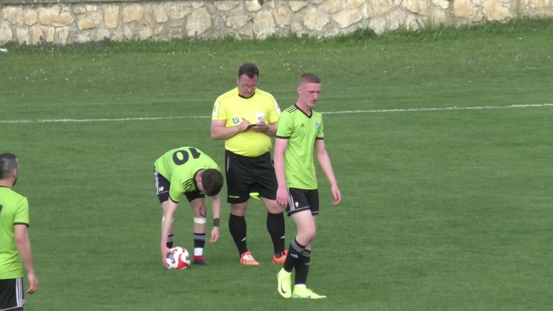 Embedded thumbnail for Futbalisti zvládli derby cez kopec